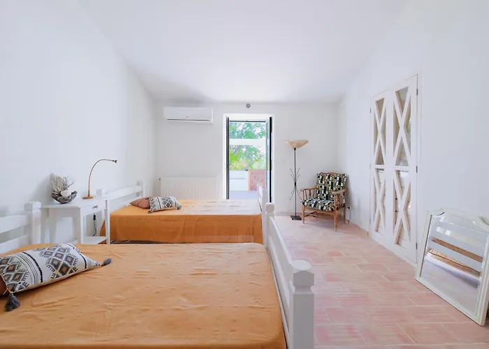 Monte Estrelas * تافيرا